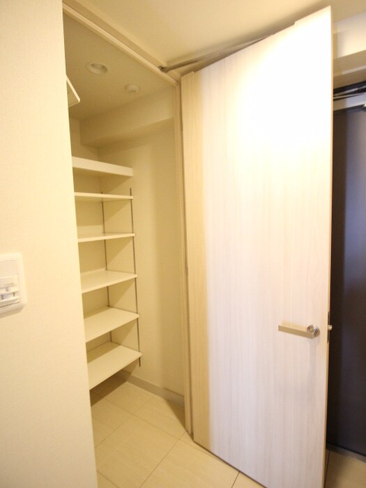 物件内観写真12　(靴箱)