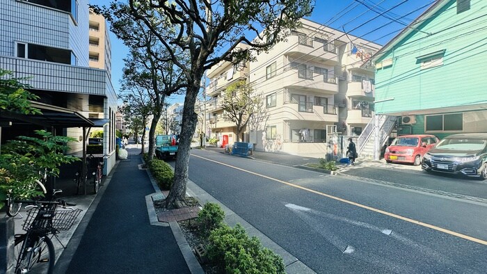 物件外観写真3　(周辺環境)