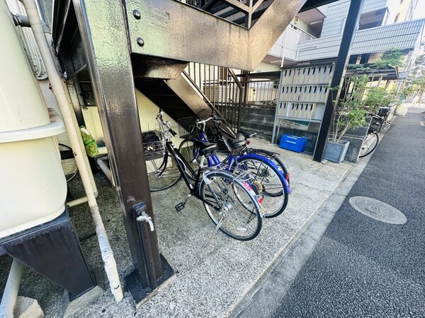 駐輪場