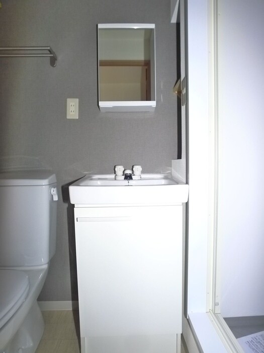 物件内観写真12　(洗面)