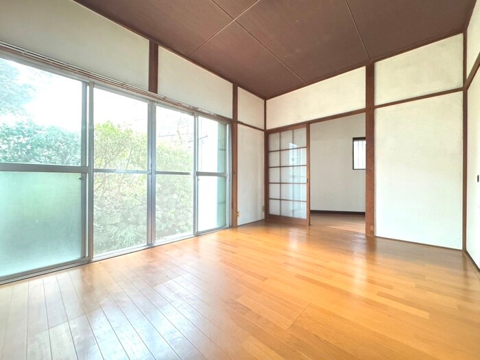 物件内観写真4　(居室)