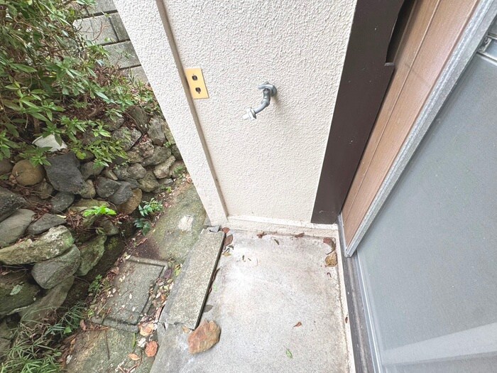 物件内観写真12　(洗濯機置場)