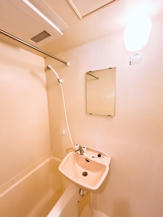 物件内観写真19　(洗面)