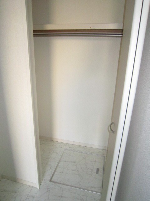 物件内観写真10　(収納)
