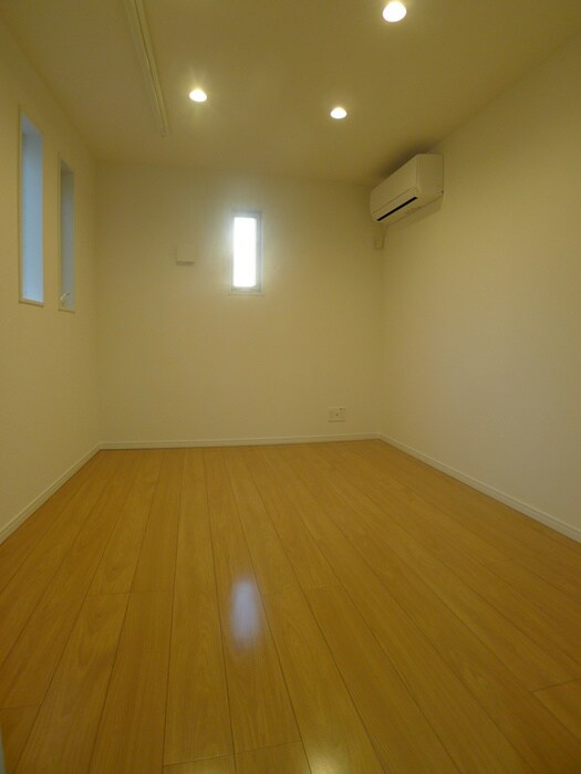 物件内観写真5　(居室)