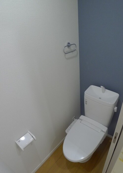 物件内観写真9　(トイレ)