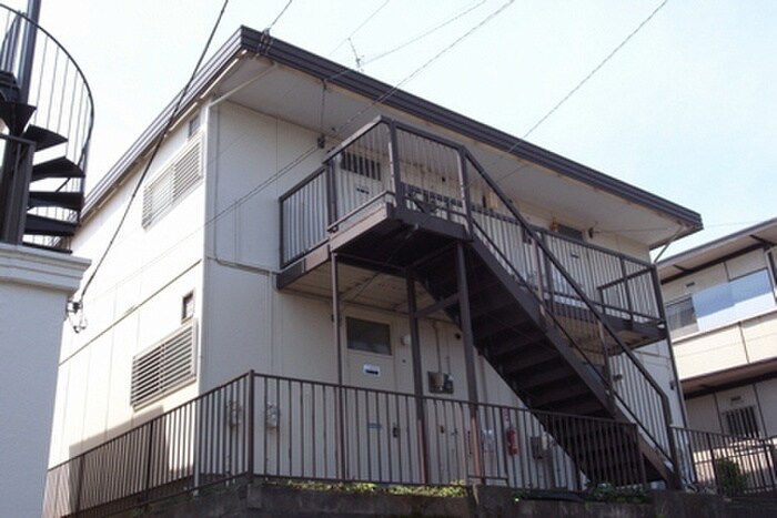 旭ハウスの物件外観写真