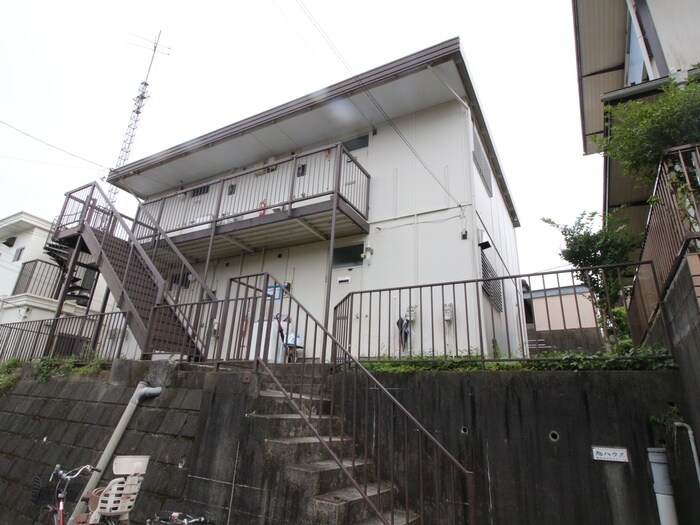 旭ハウスの物件外観写真