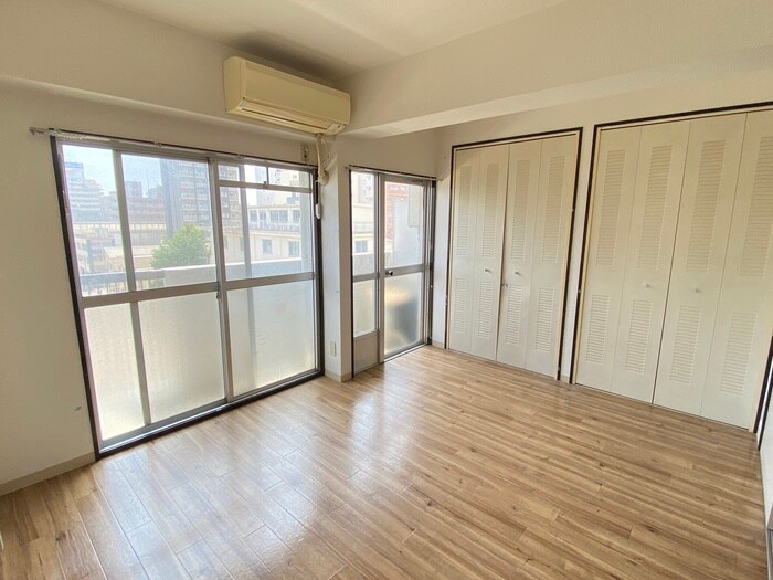 物件内観写真9　(居室)