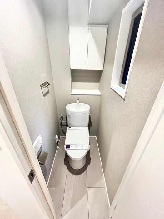 物件内観写真11　(トイレ)