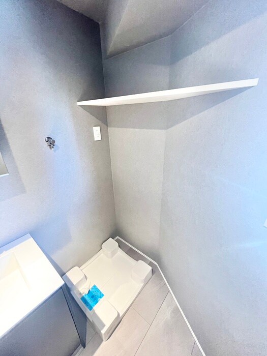 物件内観写真12　(洗濯機置場)