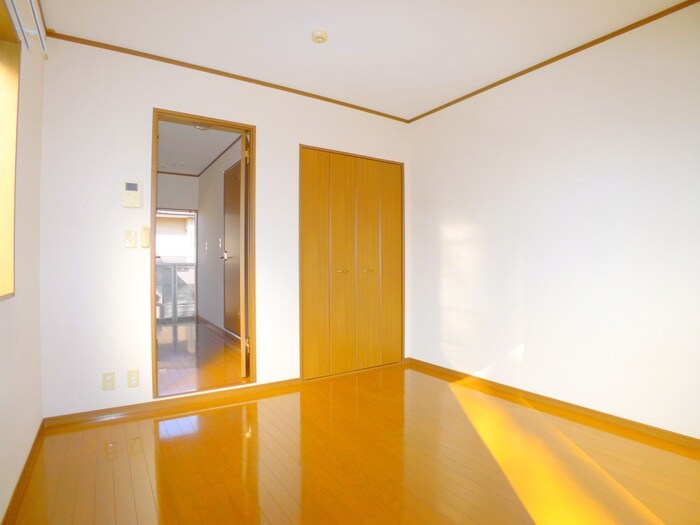 物件内観写真10　(居室)