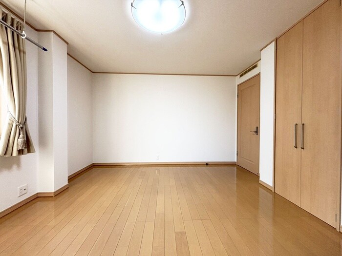 物件内観写真18　(居室)