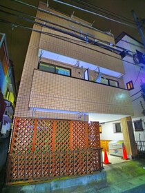 クレドール２番館の外観写真