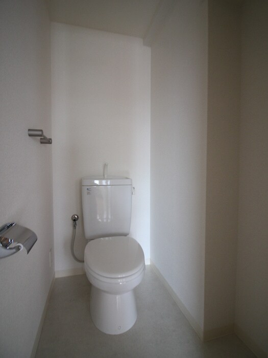 物件内観写真11　(トイレ)