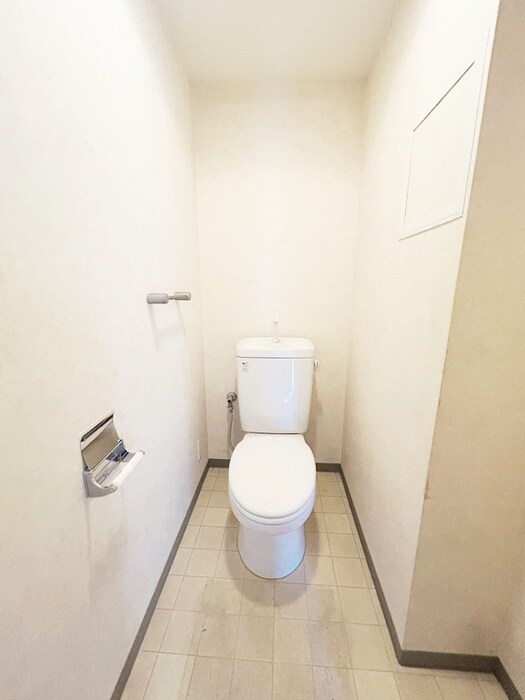 物件内観写真15　(トイレ)