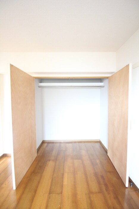 物件内観写真21　(収納)