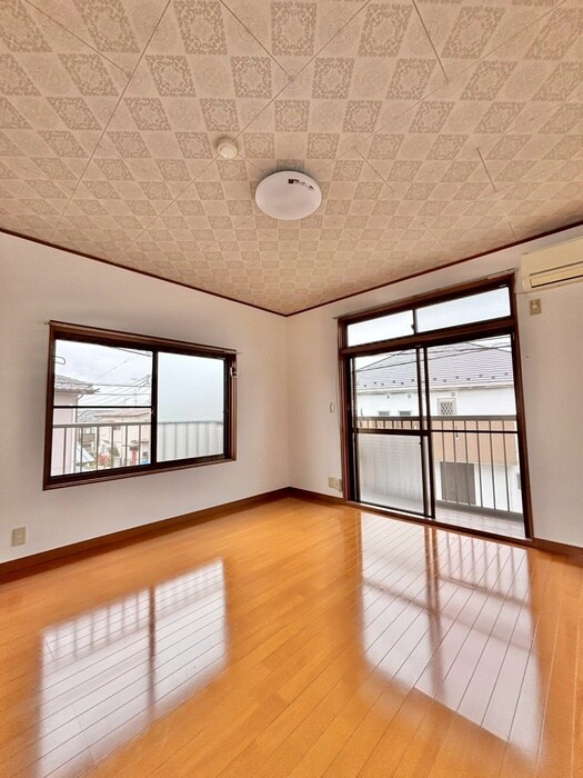 物件内観写真4　(居室)