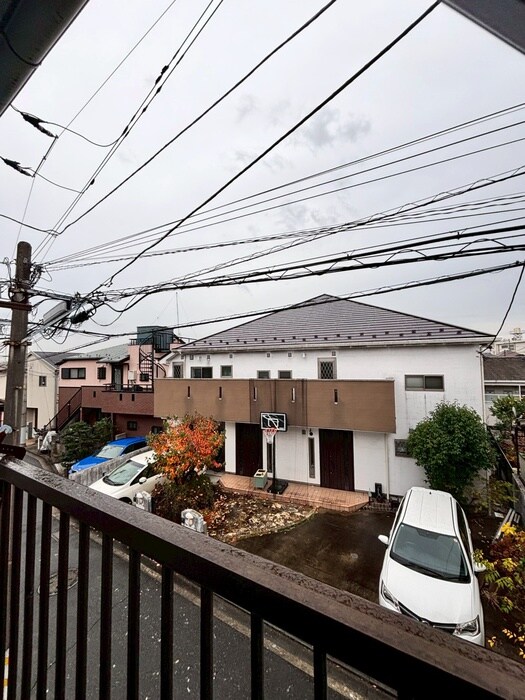 物件内観写真12　(室内からの展望)