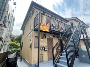 パインハイム外観写真