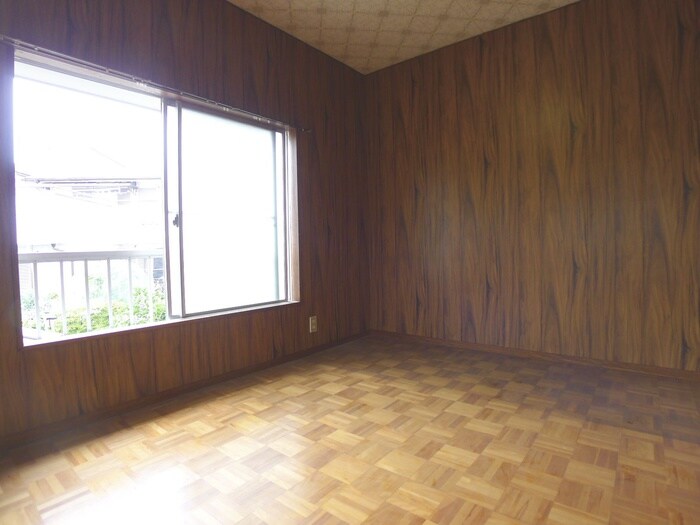 物件内観写真9　(居室)