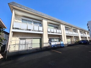 カ－サキシ外観写真