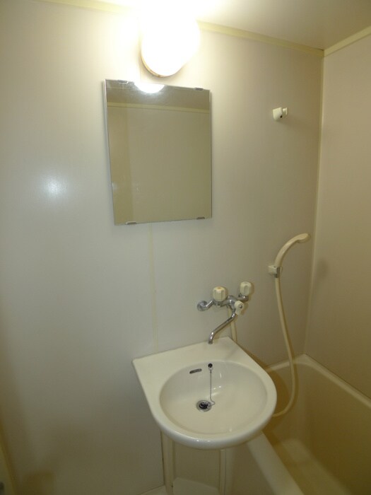 物件内観写真11　(洗面)