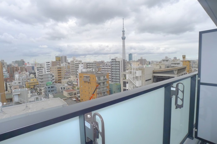 物件内観写真20　(室内からの展望)