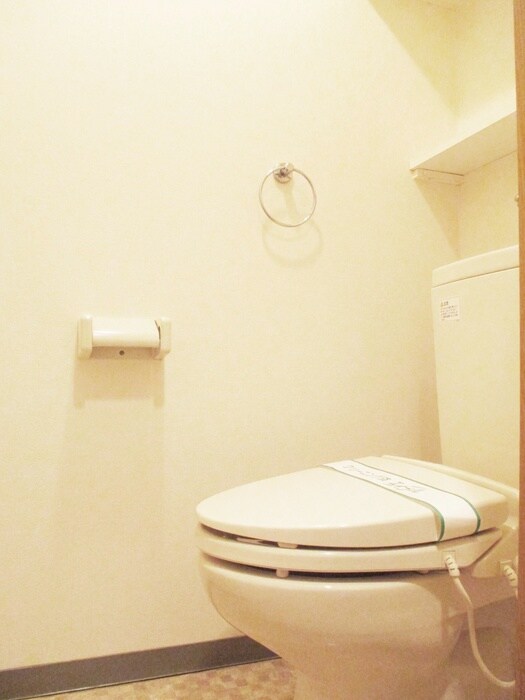 物件内観写真15　(トイレ)