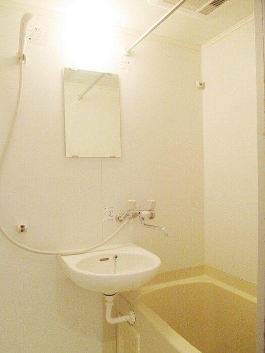 物件内観写真16　(バス／シャワールーム等)