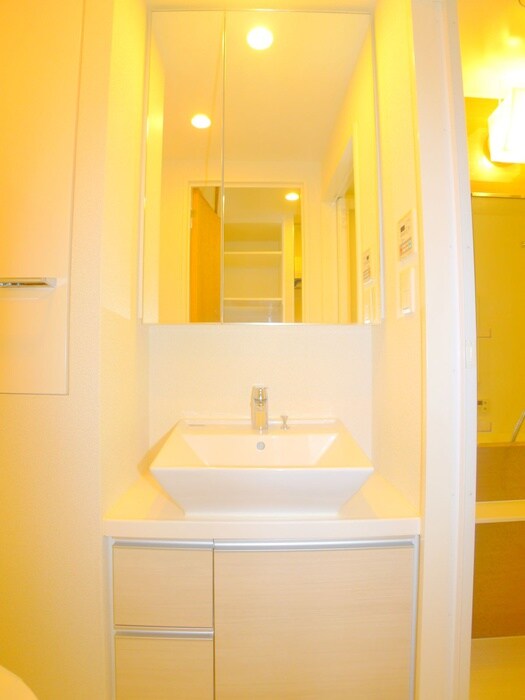 物件内観写真13　(洗面)