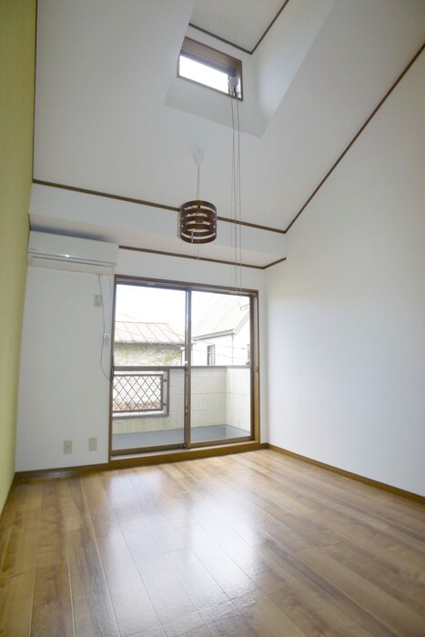 物件内観写真17　(居室)