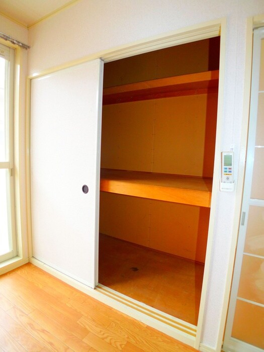 物件内観写真9　(収納)