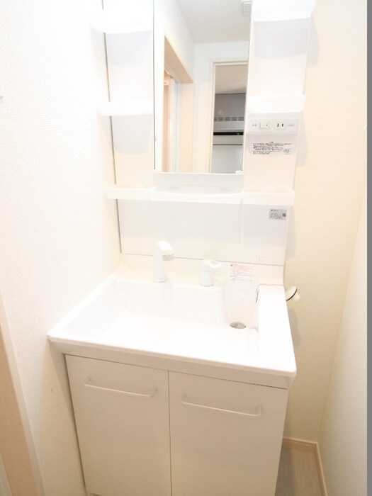 物件内観写真12　(洗面)