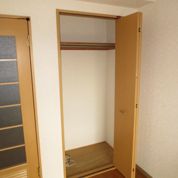 物件内観写真9　(収納)