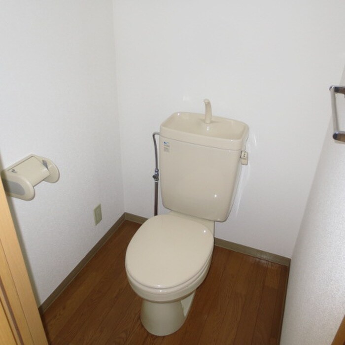 物件内観写真13　(トイレ)