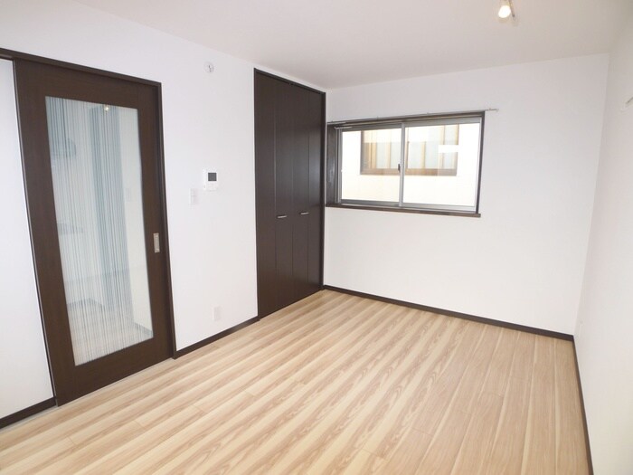 物件内観写真5　(居室)