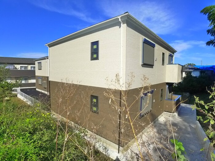 物件外観写真2　(周辺環境)