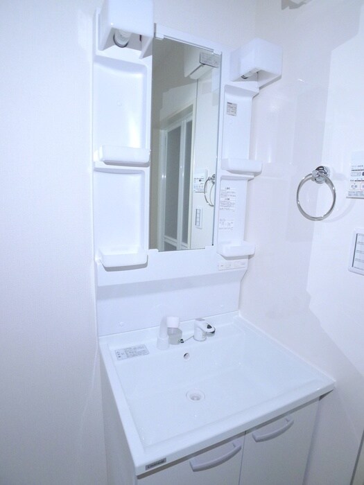 物件内観写真9　(洗面)