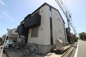 ラシェリール外観写真