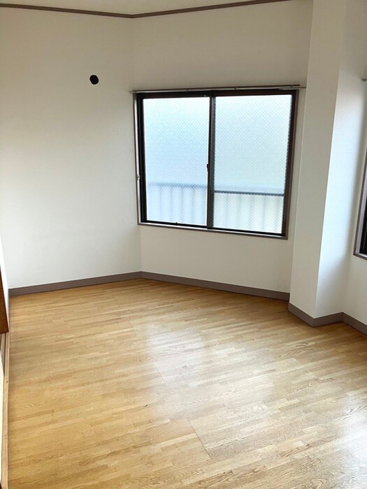 物件内観写真4　(居室)