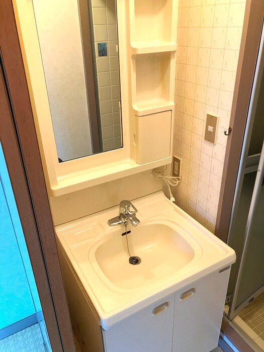 物件内観写真7　(洗面)