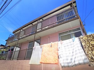 コスモスハイツ外観写真