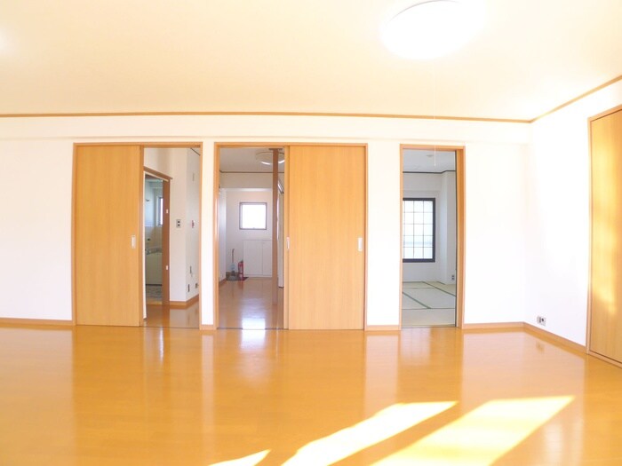 物件内観写真8　(内観写真)