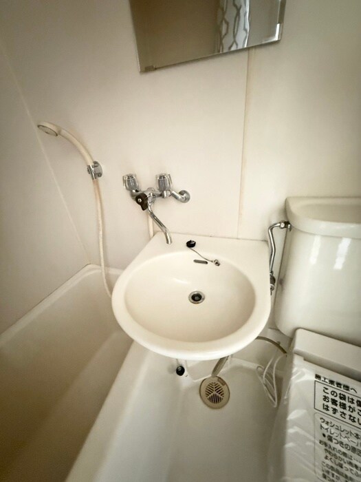 物件内観写真12　(洗面)