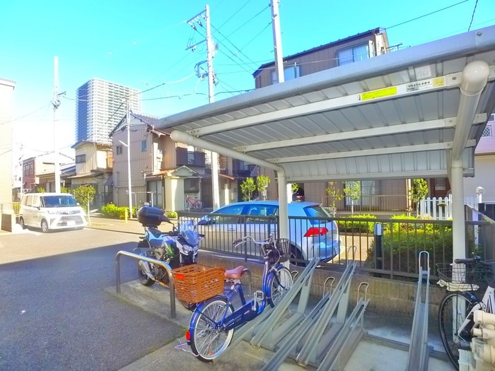 物件外観写真3　(駐輪場)