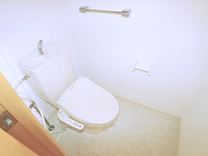 物件内観写真12　(トイレ)