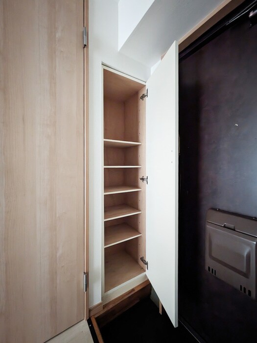 物件内観写真13　(靴箱)