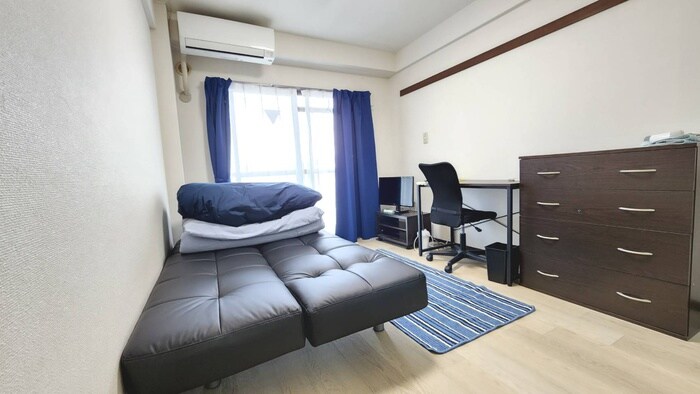 物件内観写真4　(居室)