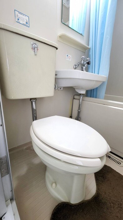 物件内観写真16　(トイレ)